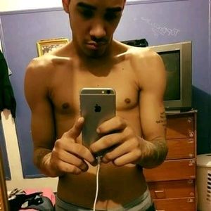 Meet your Posher, Javier